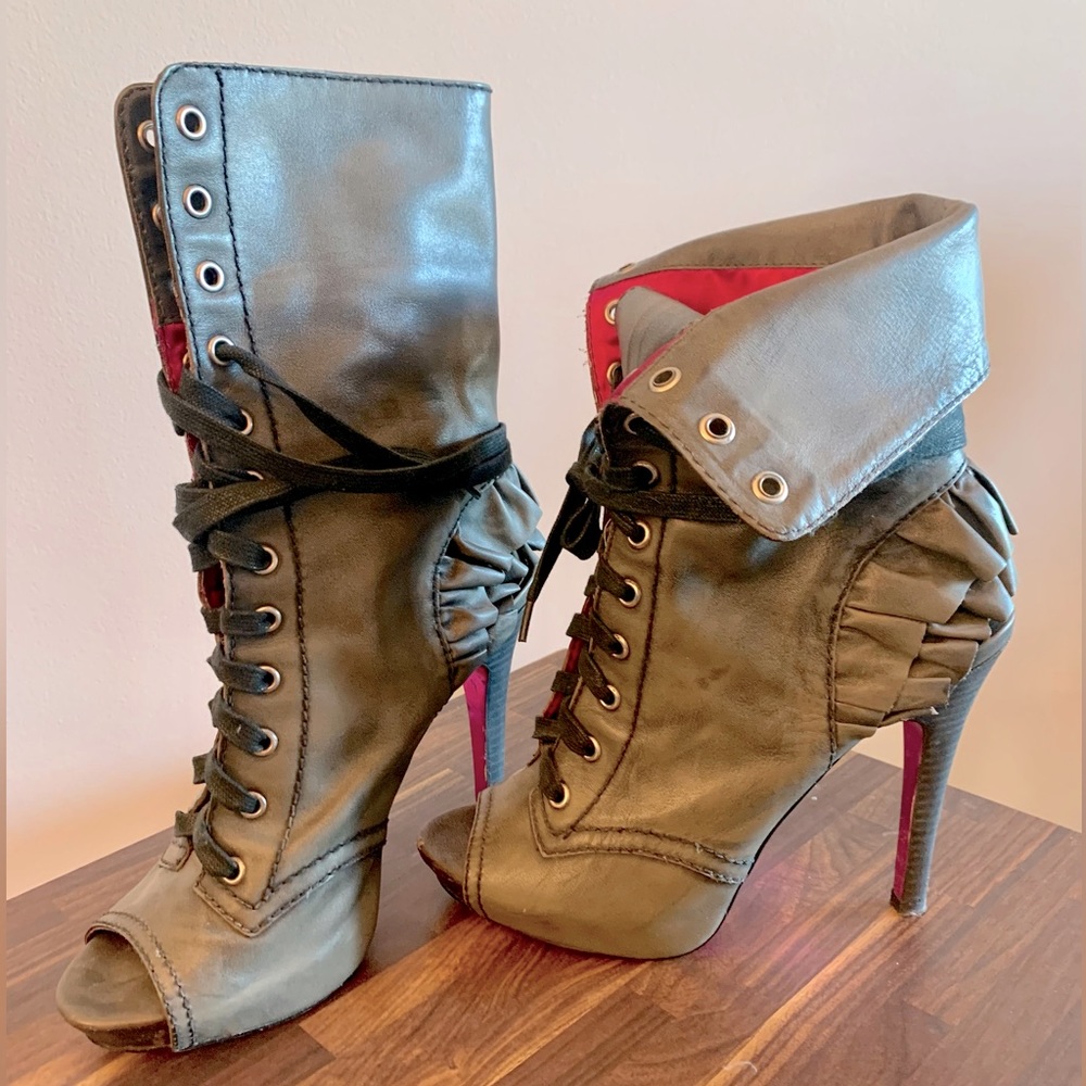 Betsey Johnson peep toe booties, grey/army green, size 8.5